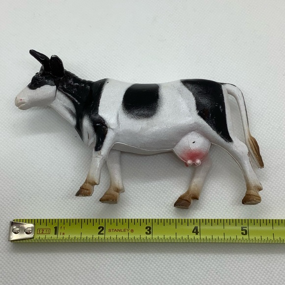 Unbranded S.H. Replacement Holstein Cow Figure Plastic Toy READ - Picture 13 of 15